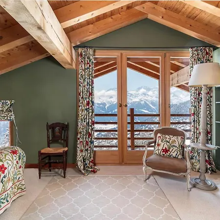 Chalet Greyndl Elegant Mountain Sanctuary *